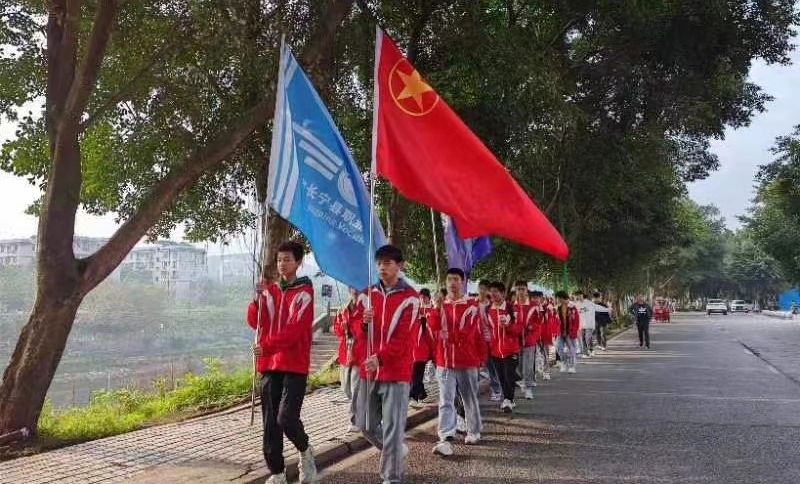 五育并举强内涵 素能提升促质量 四川省长宁县职业技术学校开展2023年春期研学远足活动